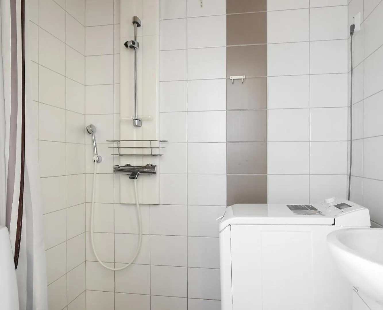 Kotimaailma Apartments Kamppi - Spacious 1Br Helsinki